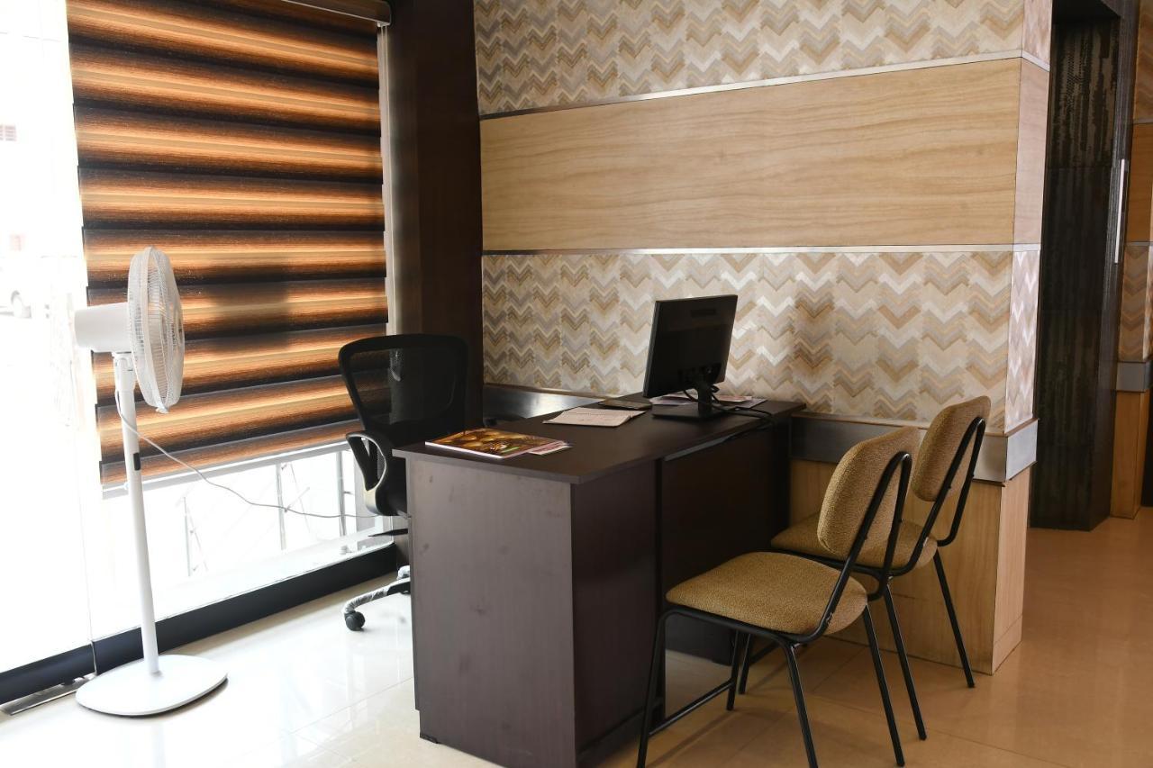 Advaitha Residency Hotel Mysore Exterior photo