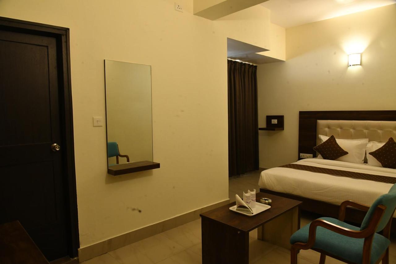 Advaitha Residency Hotel Mysore Exterior photo