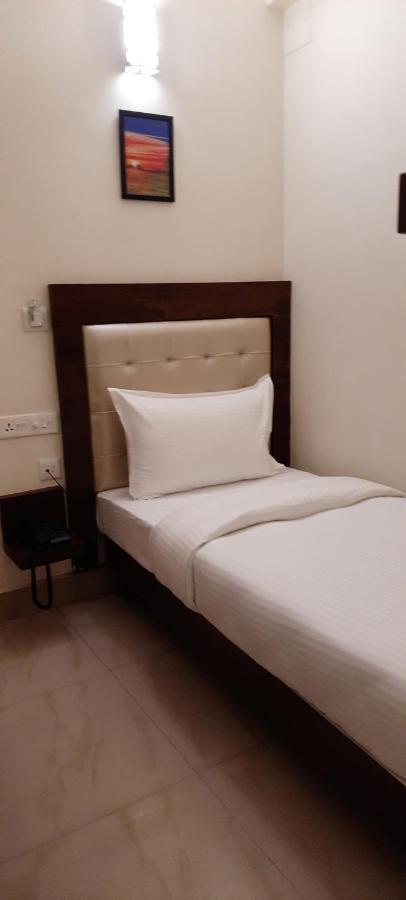Advaitha Residency Hotel Mysore Exterior photo